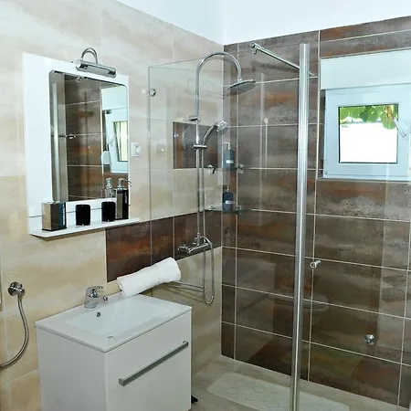 شقة لوفوري-لوربي تريبينيي